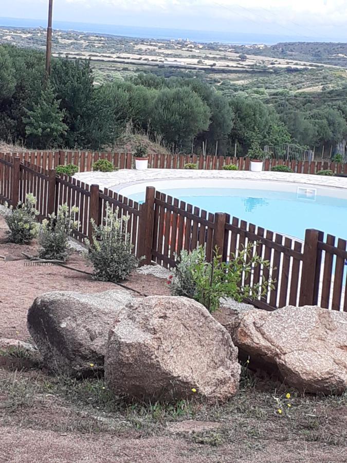 Agriturismo Gli Olivastri -Appartamento Bel Vedere Con Piscina ,Solarium E Vista Mare,Climatizzatore ,Wifi Aglientu Exteriér fotografie